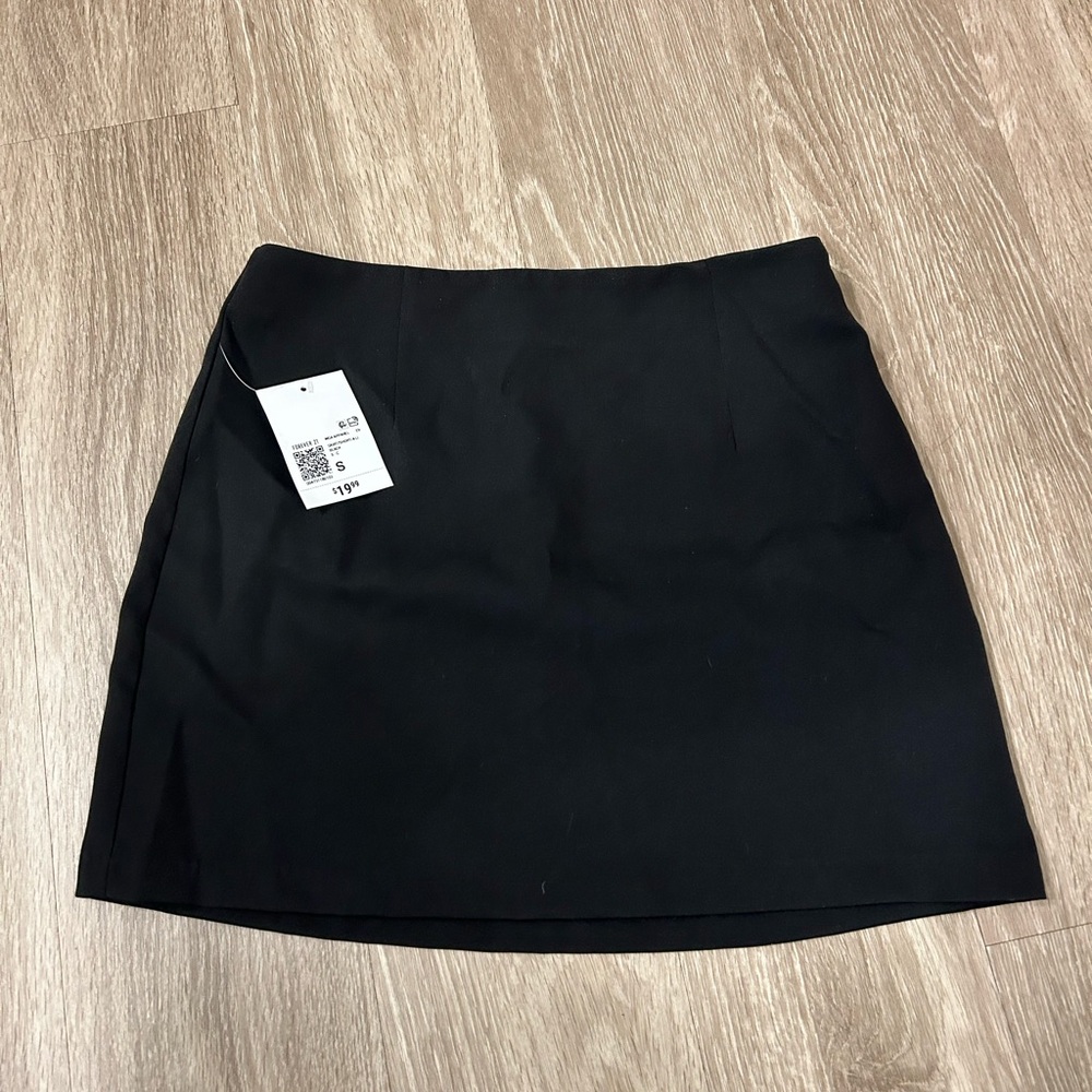 Classic Black Mini Skirt